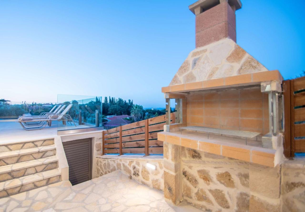 Lazai Villa Kato Yerakarion エクステリア 写真